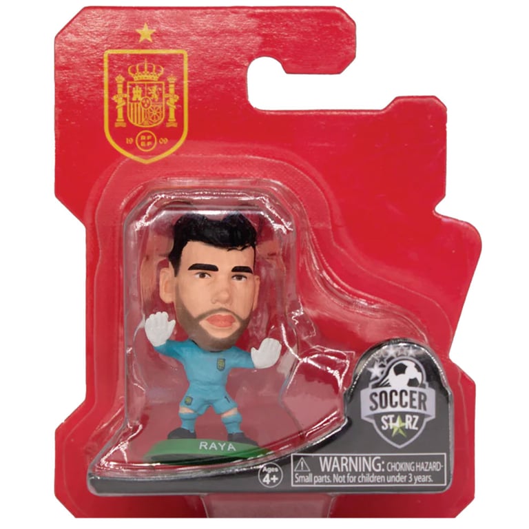 Spain SoccerStarz Raya - Classic Home Kit Collectible Figure, 5cm Tall on Green Base