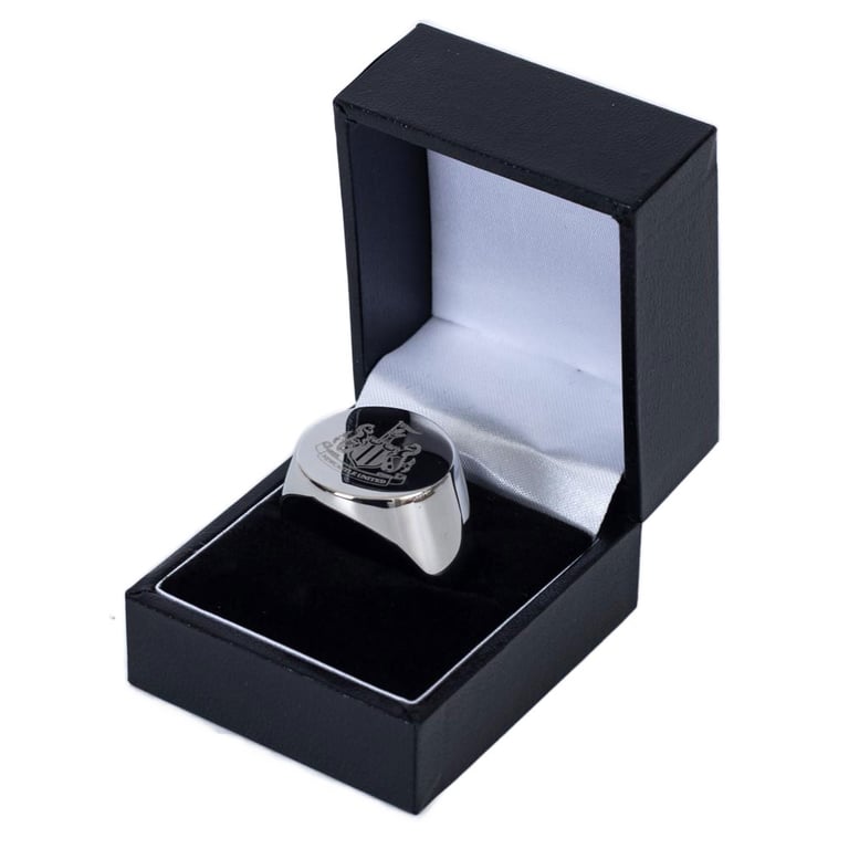Newcastle United FC Stainless Steel Round Signet Ring with Chrome Finish and Engraving