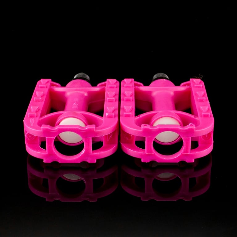 Durable Kids Bike Pedals - Pink with Reflective Strips