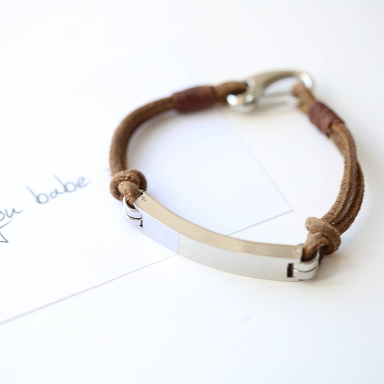 Men s Genuine Leather Engraved Handwriting Bracelet - Personalised Snap-Lock Clasp