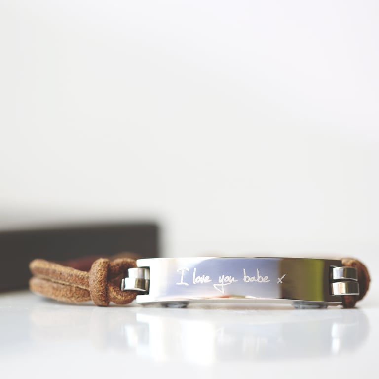 Men s Genuine Leather Engraved Handwriting Bracelet - Personalised Snap-Lock Clasp
