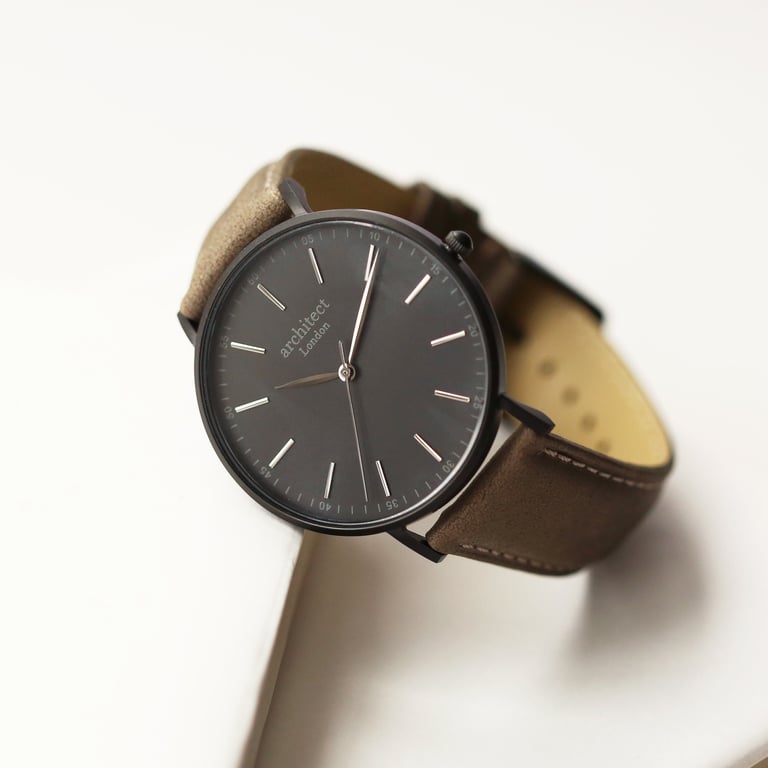 Modern Font Engraving - High-Quality Stainless Steel Minimalist Watch with Urban Grey Strap and Personalized Message