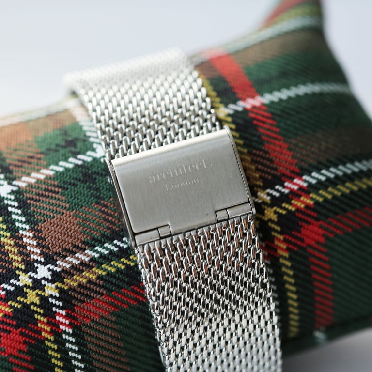 Modern Font Engraving - Men s Minimalist Stainless Steel Watch with Quick-Release Strap and Luxury Box