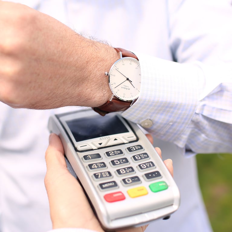 Architect Contactless Payment Watch - Secure Cashback & Multi-Card Management