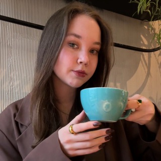Аватар Телеграм канала "девушка со страниц книг" @inshneider