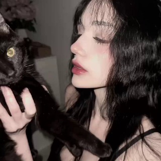 Аватар Телеграм канала "♡ 𝒔𝒉𝒂𝒘𝒕𝒚.𝒔𝒉𝒂𝒘𝒘 ♡︎" @+qBdqxT7l6Ho0OTFi