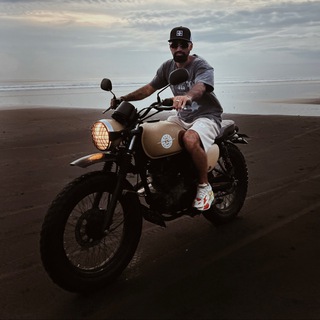 Аватар Телеграм канала "Lifestyle by Toros / Thailand 🇹🇭 Video / Photography" @TorosLife