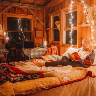 Аватар Телеграм канала "🏡💕Introvert club✨🏠" @introvertempire