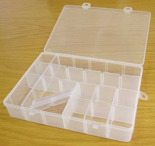 260 x 185 x 50mm with Removeable Dividers