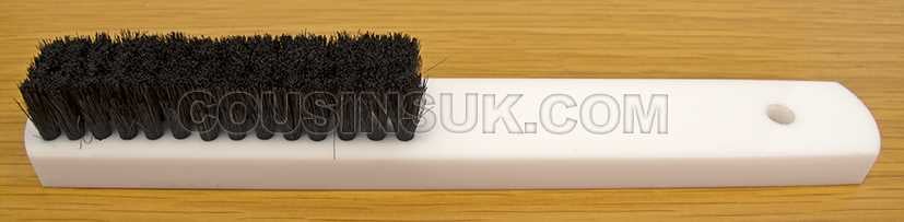 Soft Bristle Brush (3 Row), White Handle