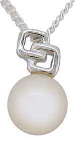 Cultured Pearl Pendant