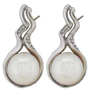 Ø6.75mm Cultured Pearl Earrings