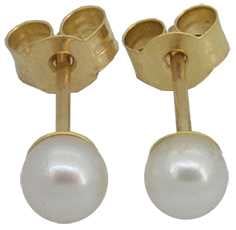 Ø3mm Cultured Pearl Studs