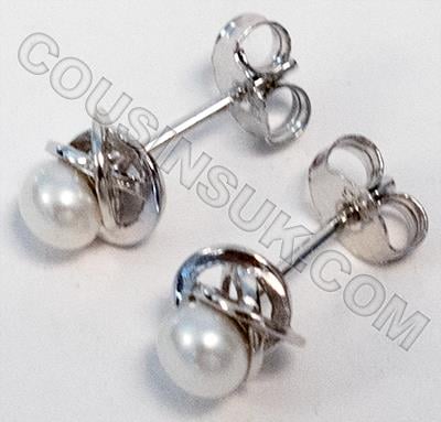 Ø4.45mm Cultured Pearl Earrings