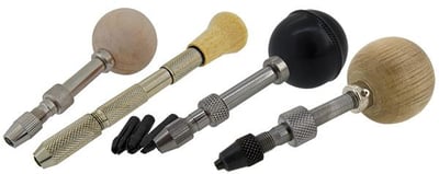 Universal Chuck with Rotating Handle