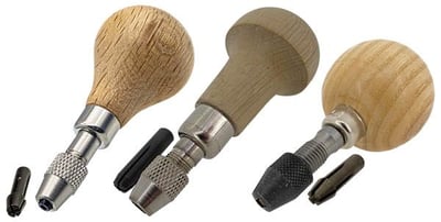 Universal Chucks with Fixed Handle