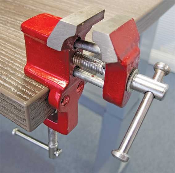 Clamp On - 1" (28mm) Jaw