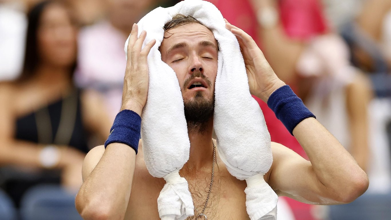 US Open 2023 | La desesperada queja de Medvedev por el calor: Un jugador va a morir y ellos lo van a ver – Oncenoticias