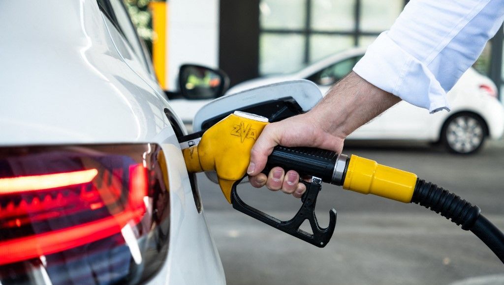 Vente à perte de carburants : ce quil faut savoir de cette mesure du gouvernement pour faire baisser les prix