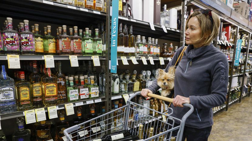 Dodo Finance: Texas liquor stores to temporarily close for New Years celebrations