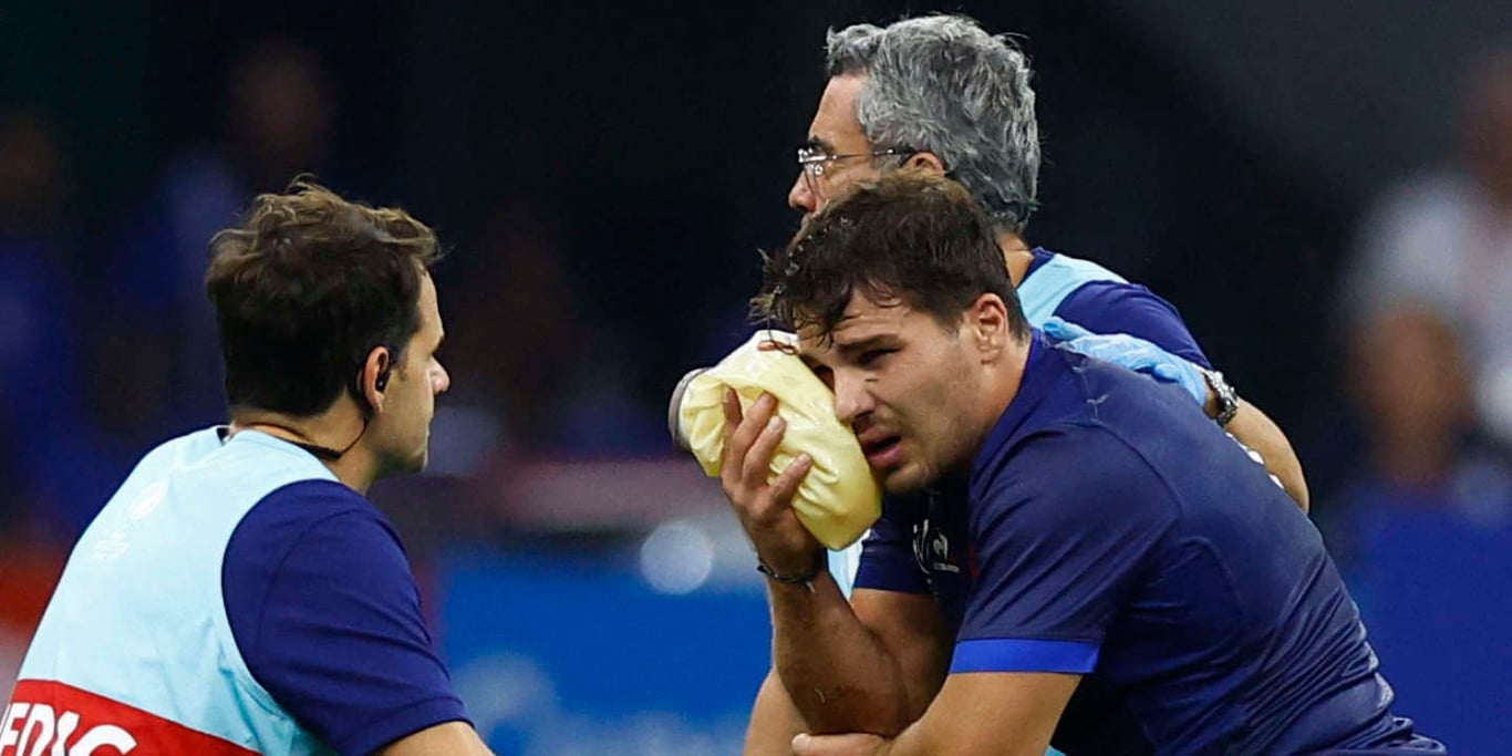 En direct : Victoire historique des Bleus face à la Namibie, inquiétude pour Antoine Dupont après un choc à la tête – Cable Chronicles