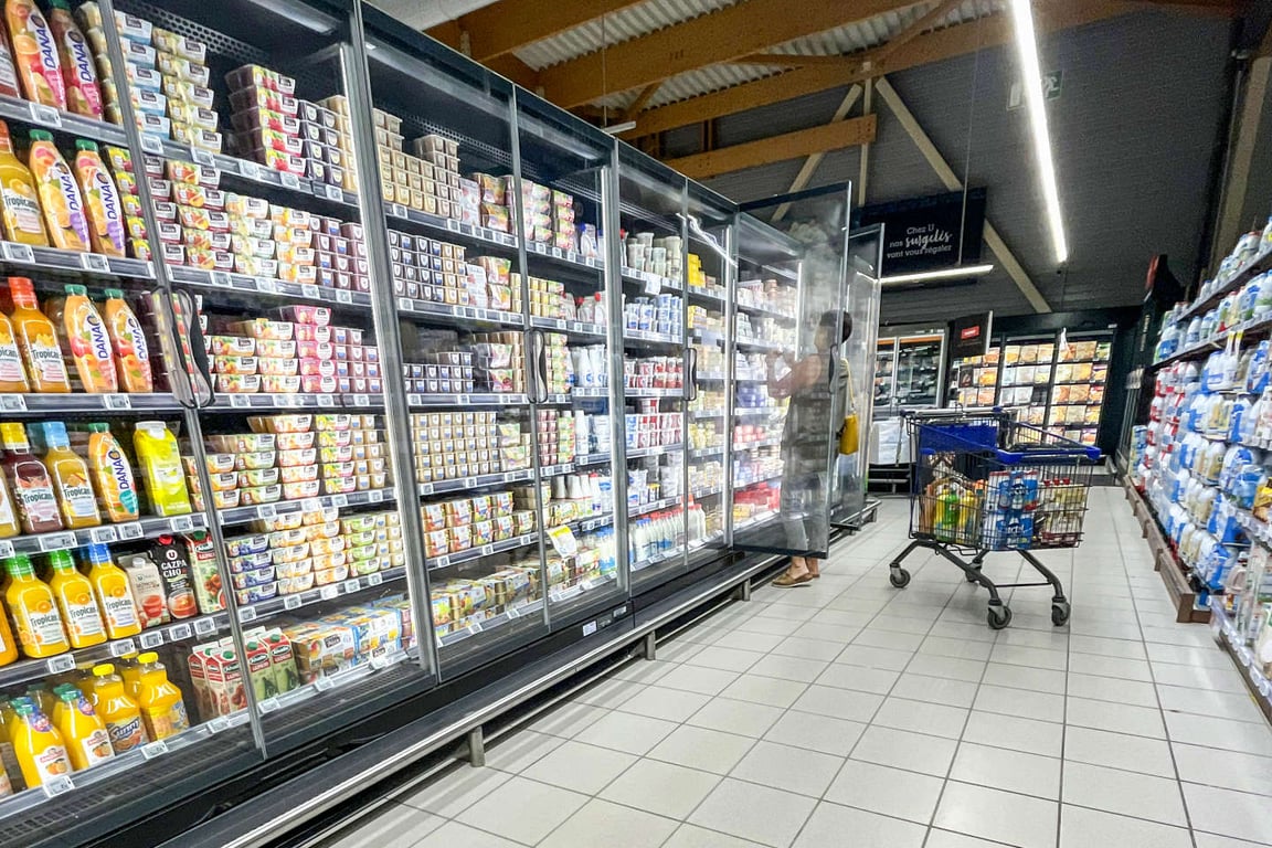 Linflation en France reste à un niveau élevé, la consommation des ménages en baisse