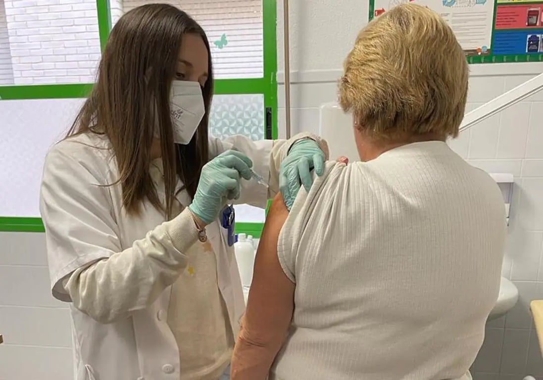 Deporticos: El SAS vacuna sin cita previa contra la gripe y la covid en 39 puntos de Jaén