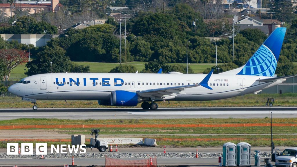 Boeing Alaska blowout costs United Airlines $200m
