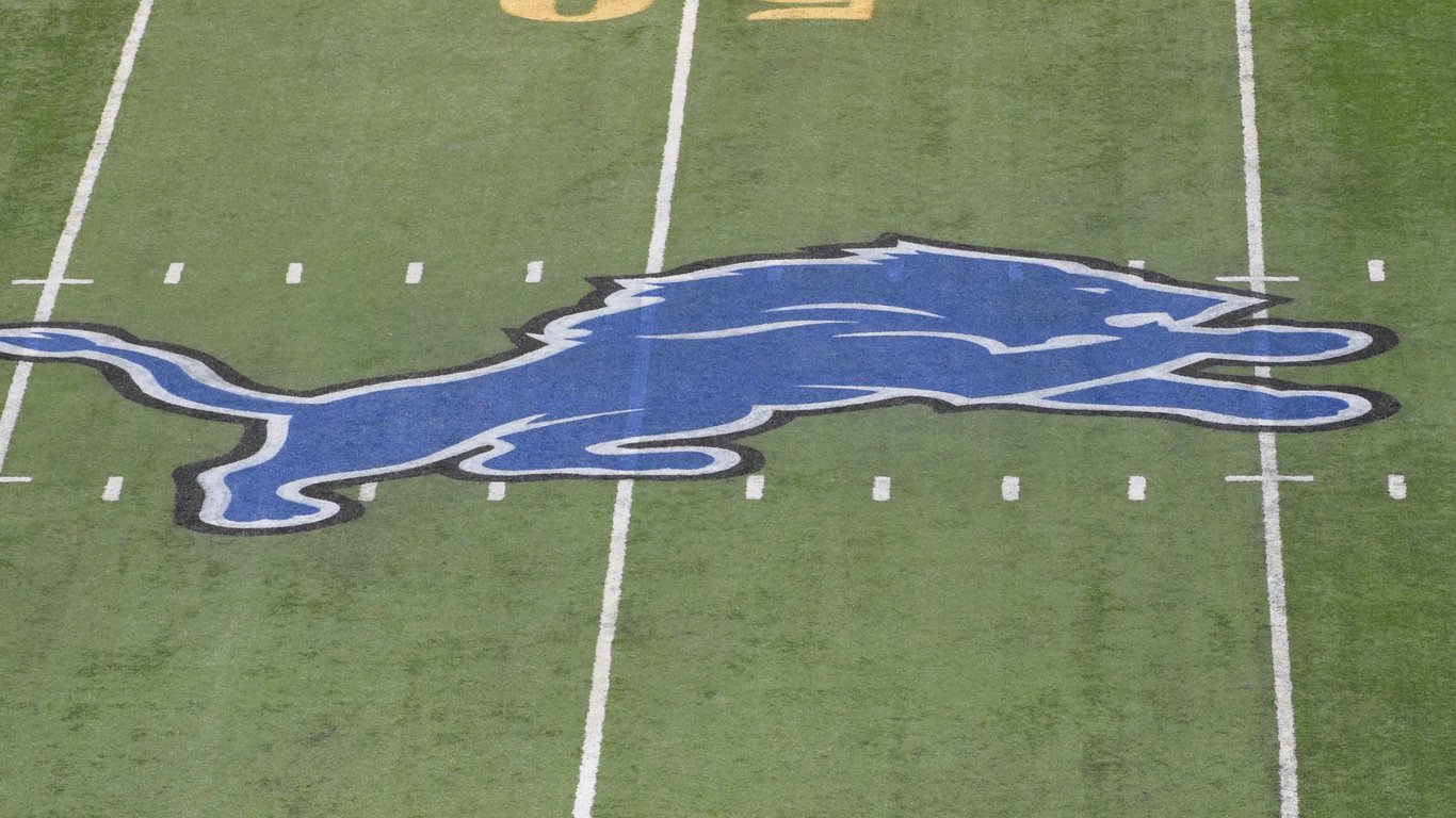Dodo Finance: Detroit Sells Out Season Tickets at Ford Field for First Time