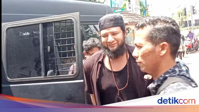 Berita SAMOSIR: Lebaran di Penjara, Ammar Zoni Tak Ada yang Menjenguk