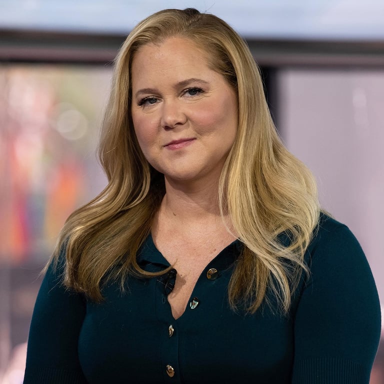 Amy Schumer Responds to Criticism Over Unflattering Outfit Comment on ...