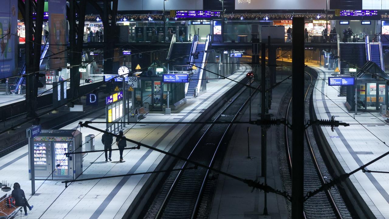 GDL-Warnstreik: Notfahrplan bei der Bahn angelaufen – Buzznice.com