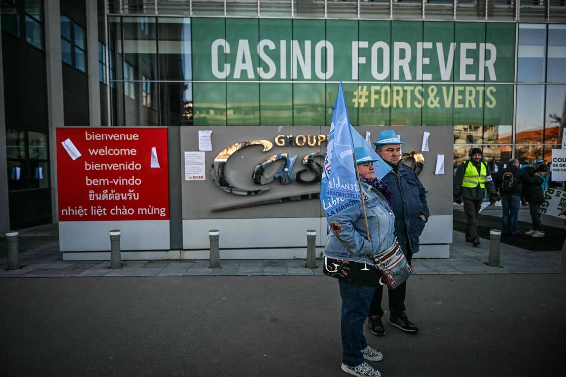 Casino : colère et inquiétude des salariés à Saint-Étienne, avant une semaine décisive – Cosmo Sonic