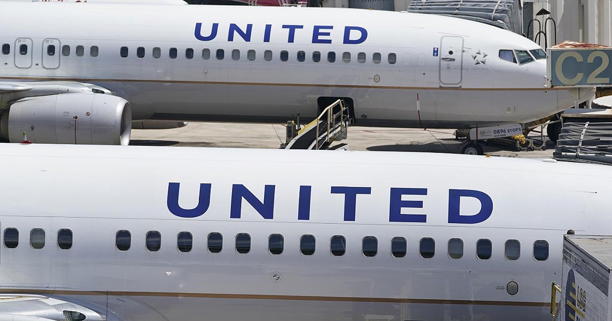 Boeing, un 737-800 perde un pannello in volo. Le autorità americane aprono unindagine – Il Fatto Quotidiano
