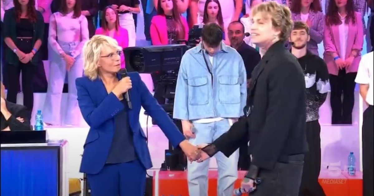 Amici 23, Lil Jolie ha un attacco di panico in diretta: “Non respiro più” – Hamelin Prog