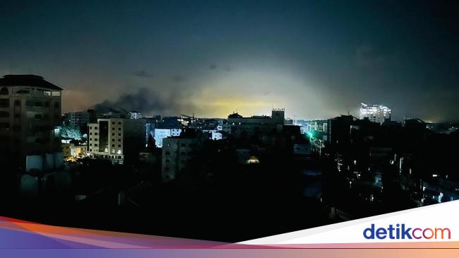 Jeritan Warga Gaza saat Malam Tiba: Bahkan Lilin pun Kami Tak Punya