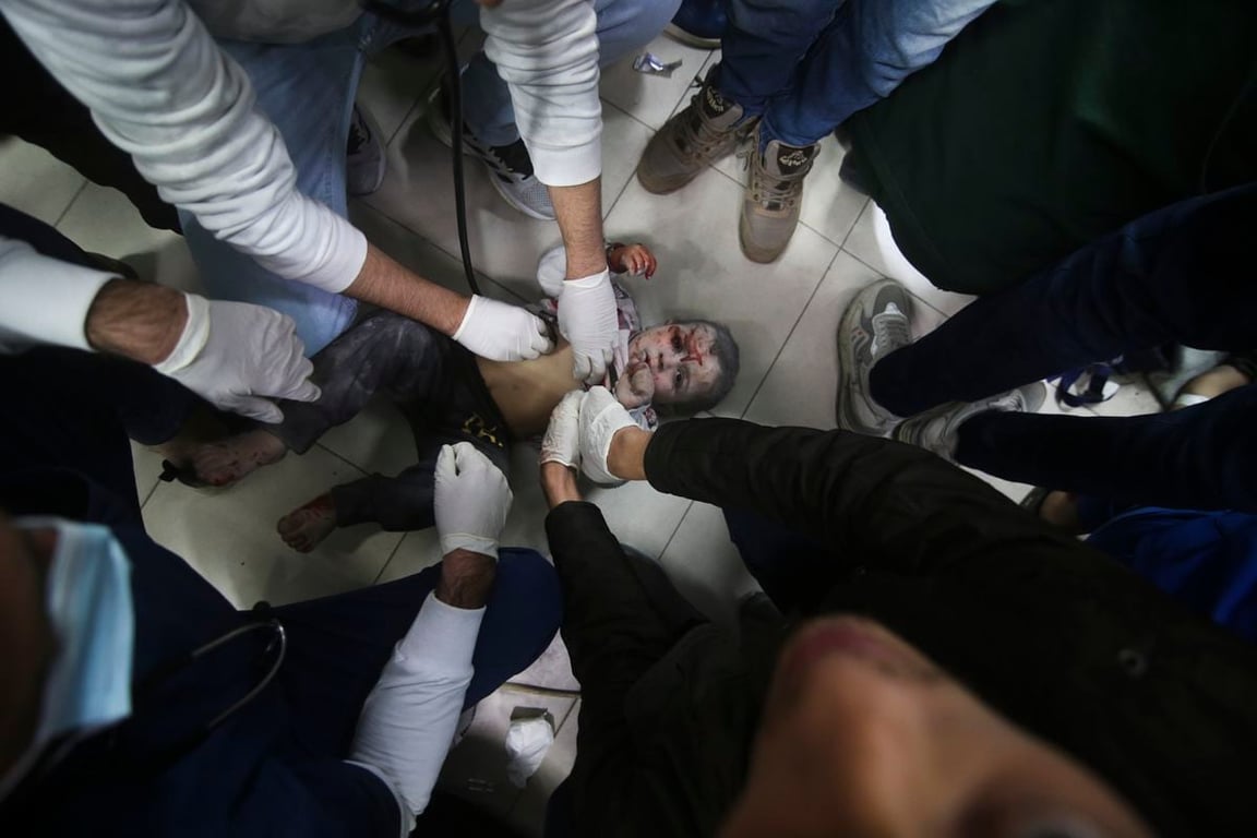 Photo of La guerra entre Israel y Gaza, en directo | Israel lanza un nuevo asedio sobre otros dos hospitales de Gaza mientras mantiene el de Al Shifa