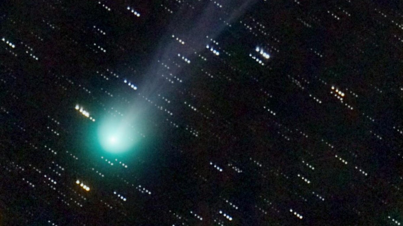 Quelle est cette comète quon observe à lœil nu depuis plusieurs jours ? – Observatoire Qatar