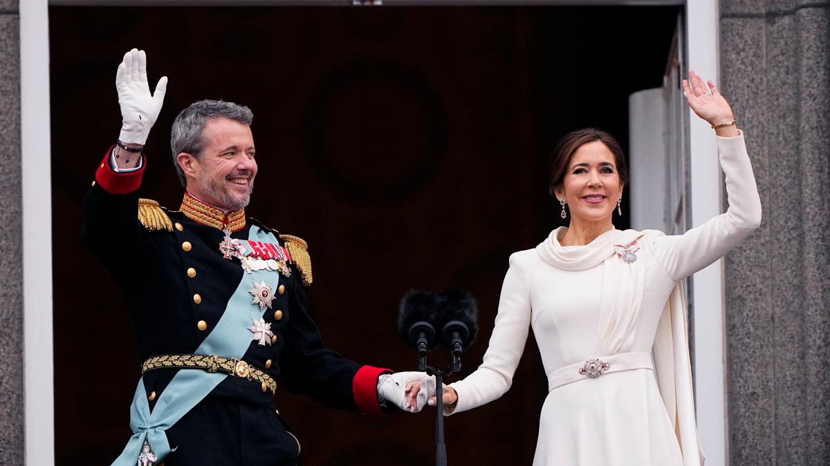 Tränen und „Lang lebe der König!“ – Frederik X. ist Dänemarks neuer Monarch