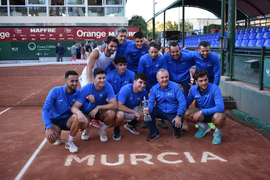 Oncenoticias: El Real Murcia Club de Tenis 1919 se corona campeón del Campeonato de España de equipos masculinos al derrotar al Real Club de Tenis Barcelona 1899 – Real Murcia Club de Tenis – Murcia Club de Tenis