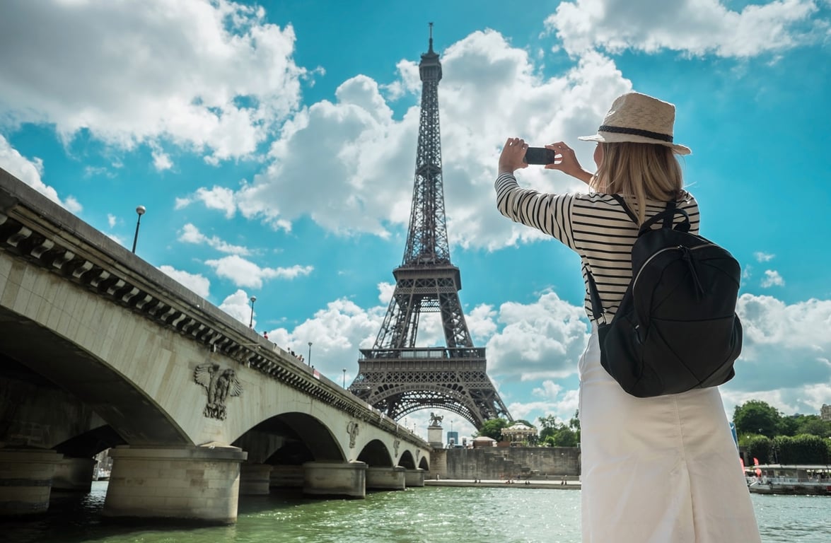 Tourisme : record de dépenses des étrangers en France – Observatoire Qatar