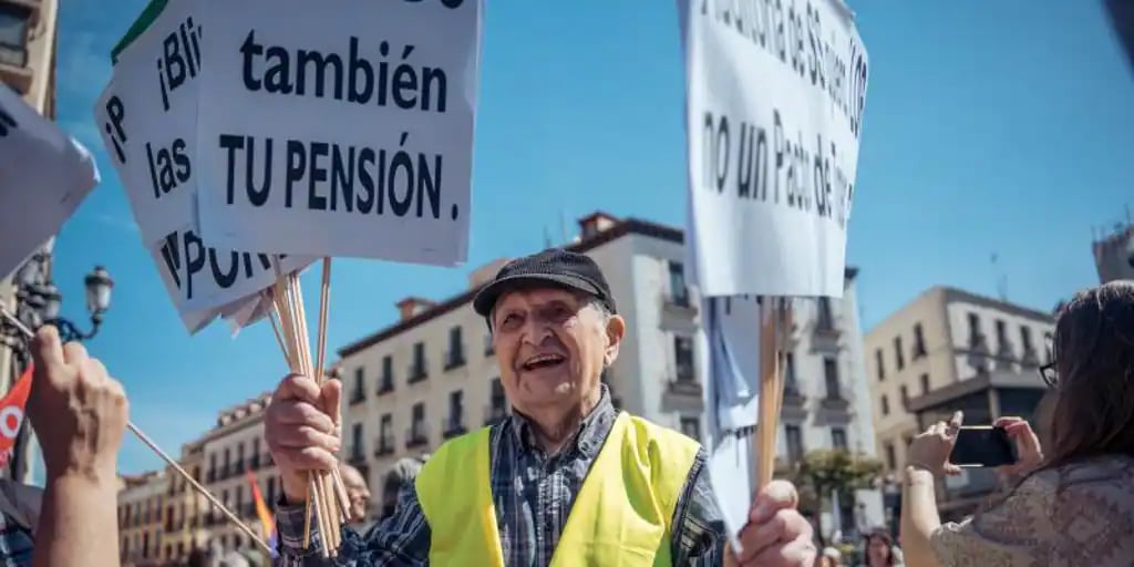 Photo of La sostenibilidad de las pensiones solo se lograría con cuatro millones de afiliados adicionales