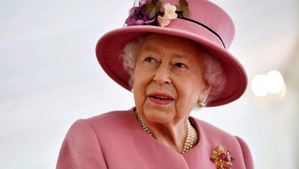 Kritik an der Queen nach Charles Krebserkrankung: US-Moderatorin zeigt harte Haltung – Buzznice.com