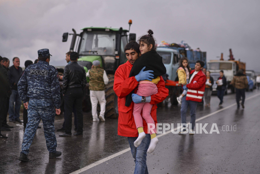 88 Ribu Penduduk Nagorno-Karabakh Memilih Bergabung ke Armenia Ketimbang Azerbaijan | SAMOSIR News
