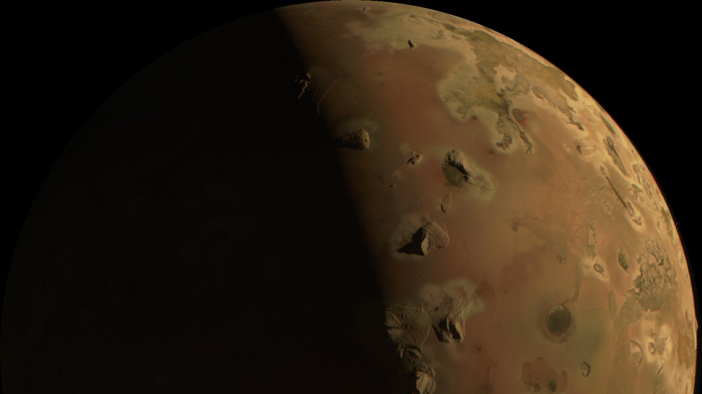 Astonishing New Images of Jupiters Volcanic Moon Io