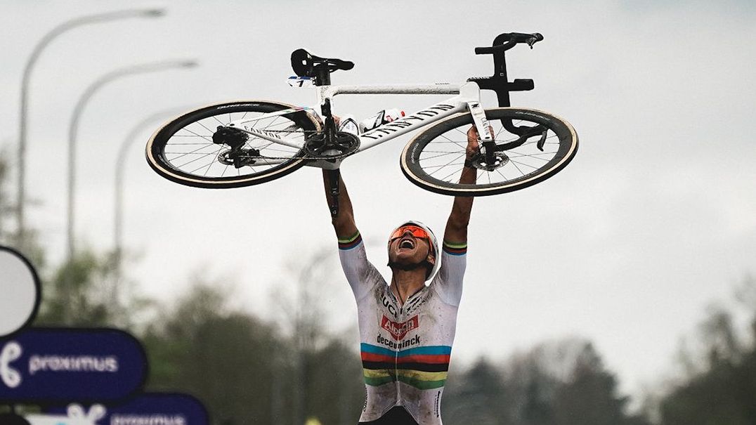 Van der Poel gana el Tour de Flandes 2024 | Resumen y clasificación