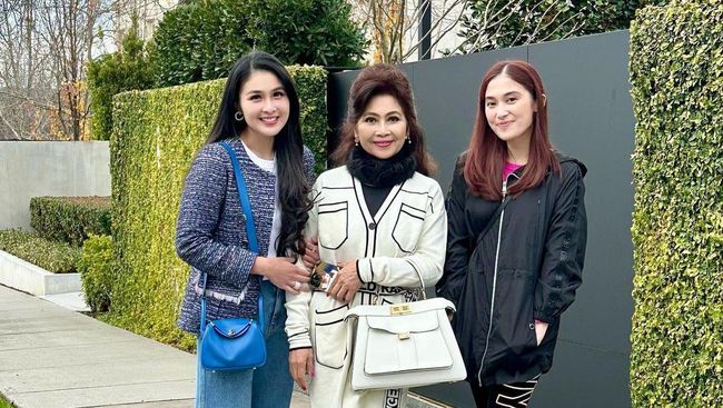 Akun Instagram Sandra Dewi Hilang, Keluarga Hapus Foto Libura