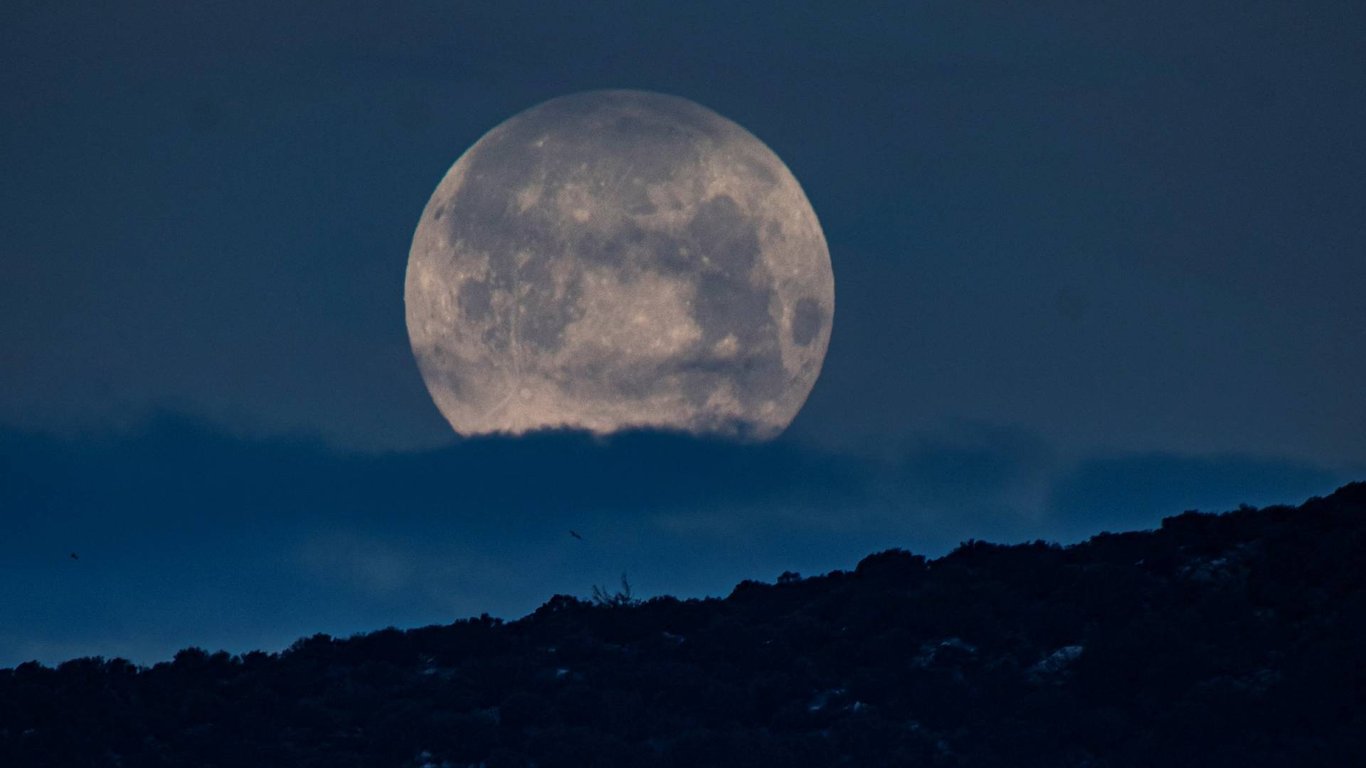 Superluna azul: qué es y cómo ver la segunda luna llena de agosto – Deporticos