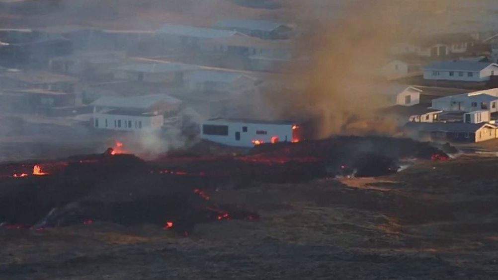 Erupción en Islandia: la lava invade las casas de Grindavik – Mr. Código