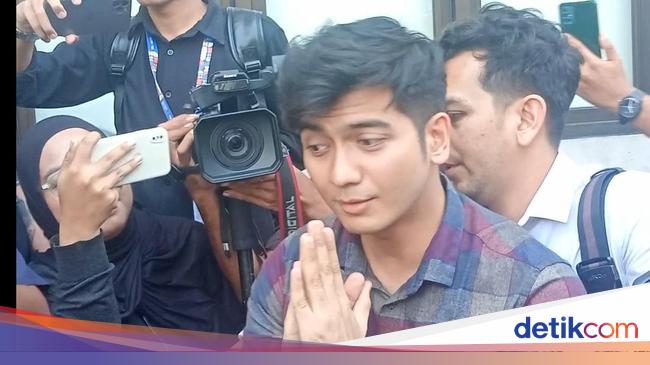 Teuku Ryan Masih Berusaha untuk Rujuk dengan Ria Ricis di Luar Pengadilan – Bolamadura